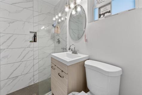 241 W 20th Street Riviera Beach FL 33404