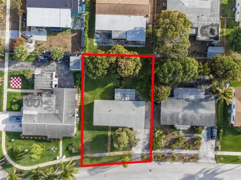 241 W 20th Street Riviera Beach FL 33404