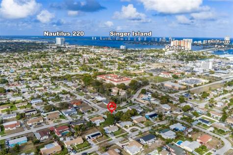 241 W 20th Street Riviera Beach FL 33404
