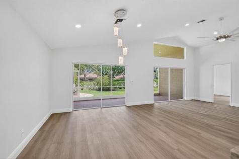 5891 Royal Isles Boulevard Boynton Beach FL 33437