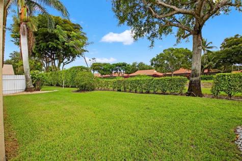 5891 Royal Isles Boulevard Boynton Beach FL 33437