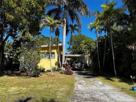 935 Polk Street Hollywood FL 33019