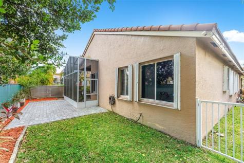 5337 Flamingo Place Coconut Creek FL 33073