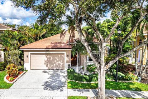 5337 Flamingo Place Coconut Creek FL 33073