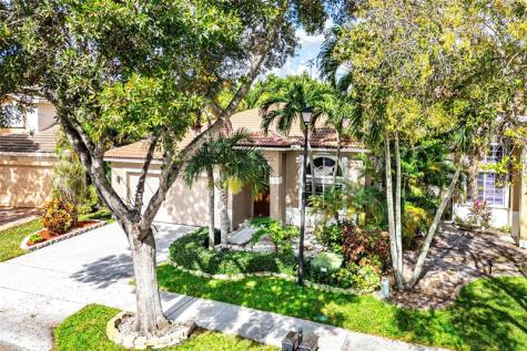 5337 Flamingo Place Coconut Creek FL 33073