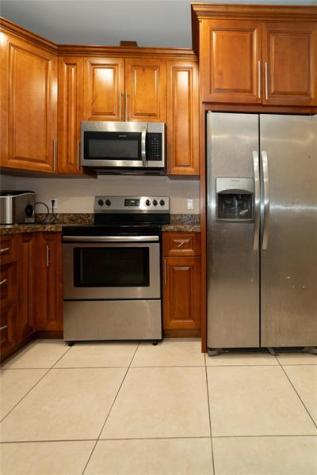 2430 NW 13 Street Pompano Beach FL 33069