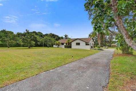17870 SW 272nd Street Homestead FL 33031