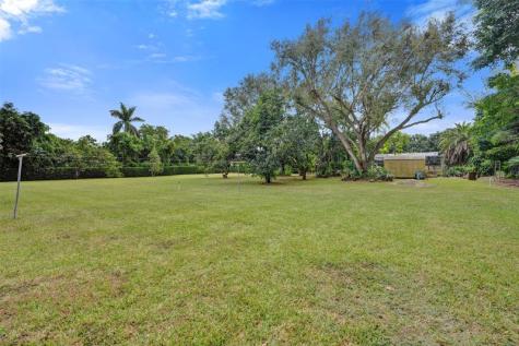 17870 SW 272nd Street Homestead FL 33031