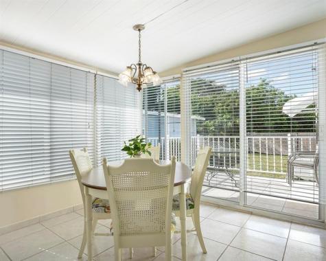 5279 NW 4th Terrace Deerfield Beach FL 33064