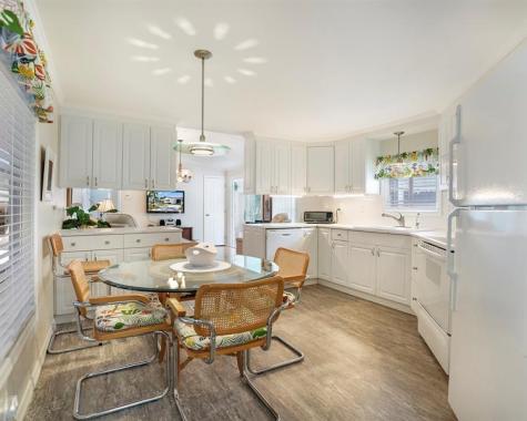 5279 NW 4th Terrace Deerfield Beach FL 33064