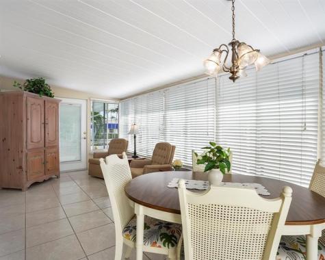 5279 NW 4th Terrace Deerfield Beach FL 33064