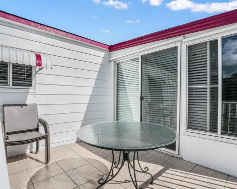5279 NW 4th Terrace Deerfield Beach FL 33064