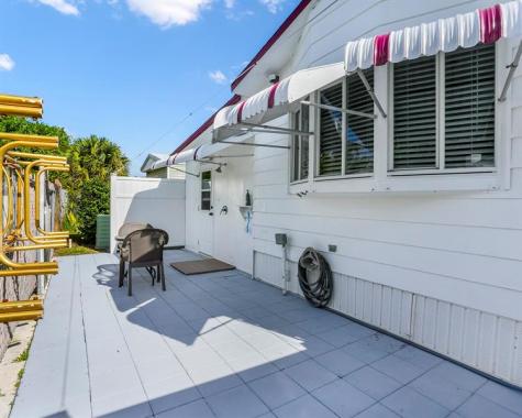 5279 NW 4th Terrace Deerfield Beach FL 33064