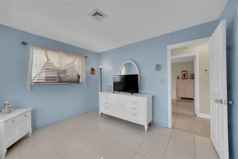 4563 NW 16th Terrace Tamarac FL 33309