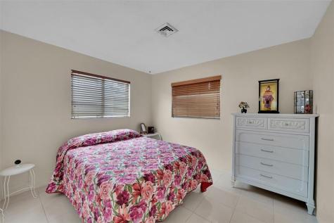 4563 NW 16th Terrace Tamarac FL 33309