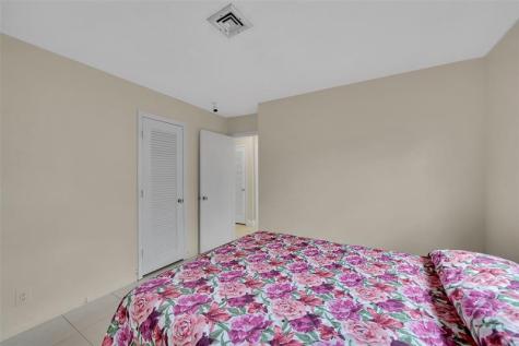 4563 NW 16th Terrace Tamarac FL 33309