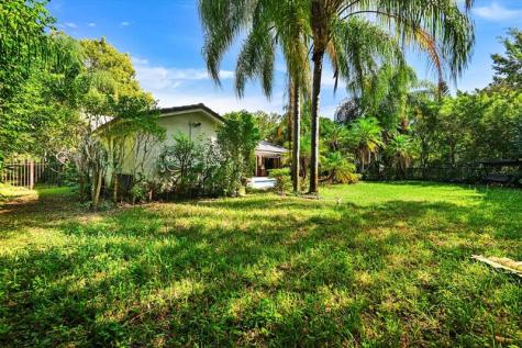 11350 NW 1st Place Coral Springs FL 33071