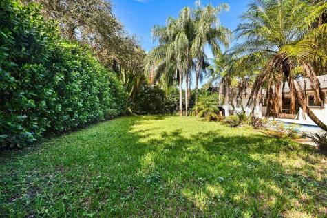 11350 NW 1st Place Coral Springs FL 33071