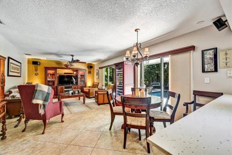 11350 NW 1st Place Coral Springs FL 33071