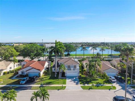 131 NW 187th Avenue Pembroke Pines FL 33029
