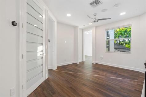 127 Swan Avenue Plantation FL 33324