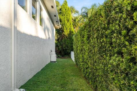 127 Swan Avenue Plantation FL 33324