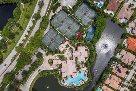 127 Swan Avenue Plantation FL 33324