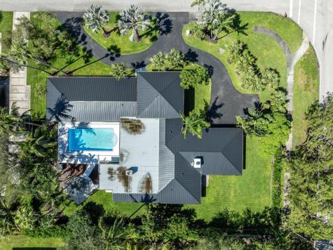 15201 SW 74th Place Palmetto Bay FL 33157