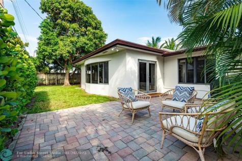 2113 NE 62nd Street Fort Lauderdale FL 33308