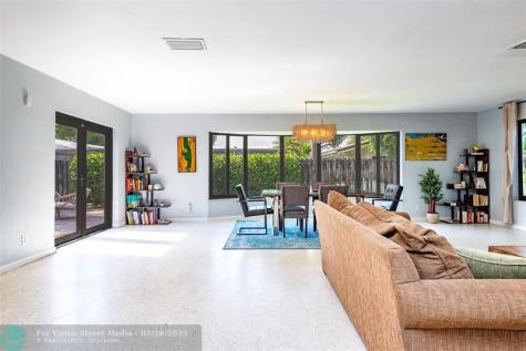 2113 NE 62nd Street Fort Lauderdale FL 33308
