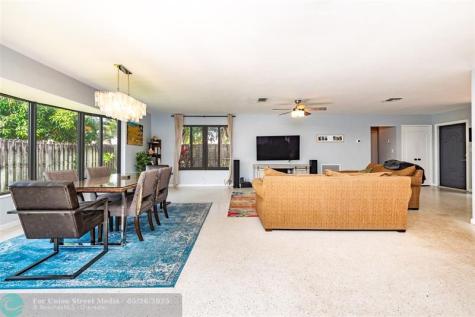 2113 NE 62nd Street Fort Lauderdale FL 33308