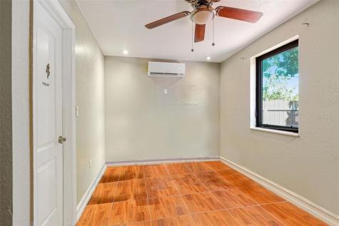 413 NW 100th Terrace Miami FL 33150