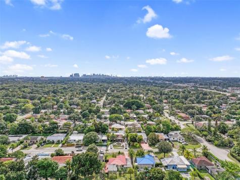 413 NW 100th Terrace Miami FL 33150