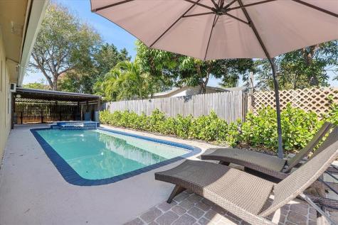 4980 SW 8th Court Margate FL 33068