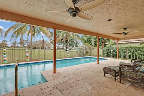 8324 NW 80th Street Tamarac FL 33321