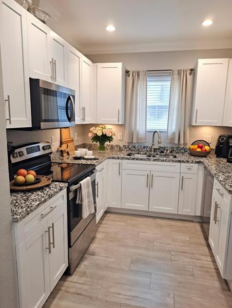 1635 W 15th Street Riviera Beach FL 33404