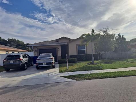 1635 W 15th Street Riviera Beach FL 33404