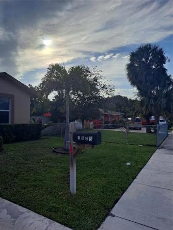1635 W 15th Street Riviera Beach FL 33404