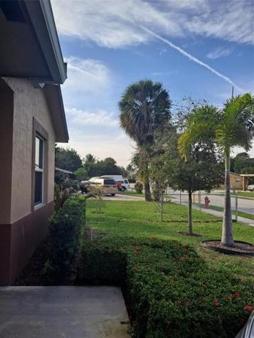 1635 W 15th Street Riviera Beach FL 33404