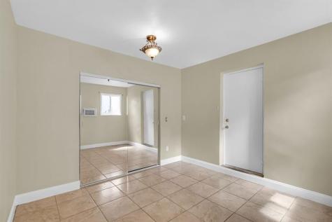 3981 NW 81st Terrace Coral Springs FL 33065