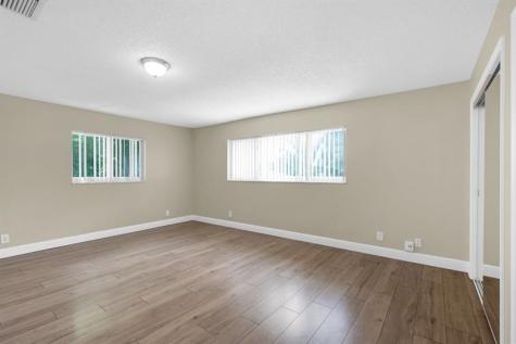 3981 NW 81st Terrace Coral Springs FL 33065