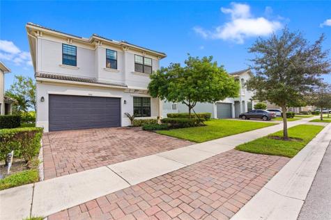 3821 NW 87th Way Coral Springs FL 33065