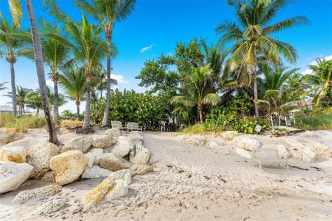 3203 Dover Road Pompano Beach FL 33062