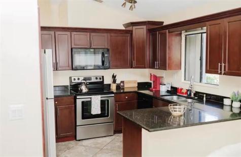 809 E Palm Run Drive North Lauderdale FL 33068