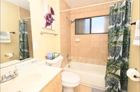809 E Palm Run Drive North Lauderdale FL 33068