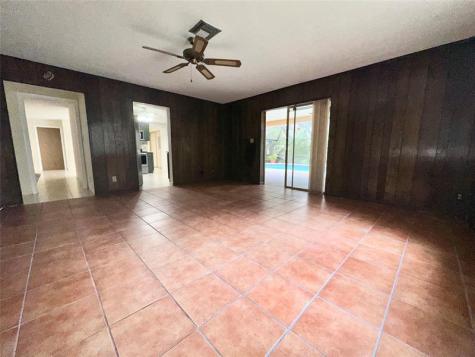 10800 SW 40th Court Davie FL 33328