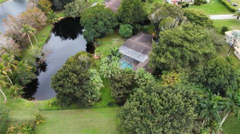 10800 SW 40th Court Davie FL 33328