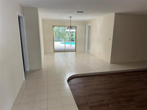 10800 SW 40th Court Davie FL 33328