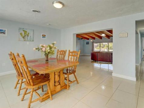 1621 SW 3rd Avenue Pompano Beach FL 33060