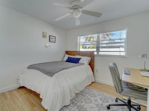 1621 SW 3rd Avenue Pompano Beach FL 33060